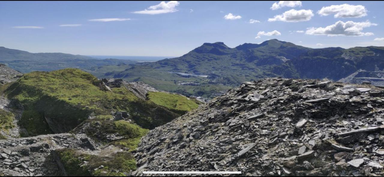 Zip Cottage Sleeps 2-3 Climb Snowdon Zip World Tanygrisiau Exterior foto